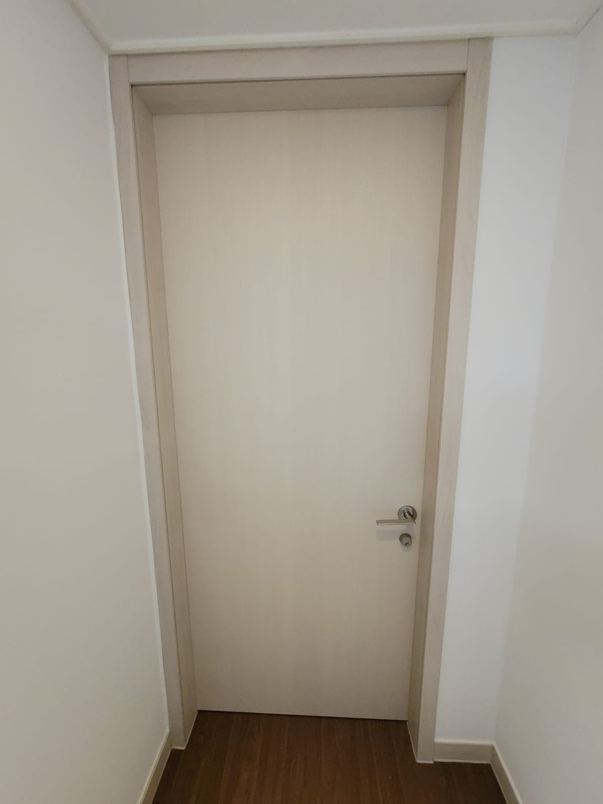 세종 문짝수리(나무문,ABS도어) 시공 후 1