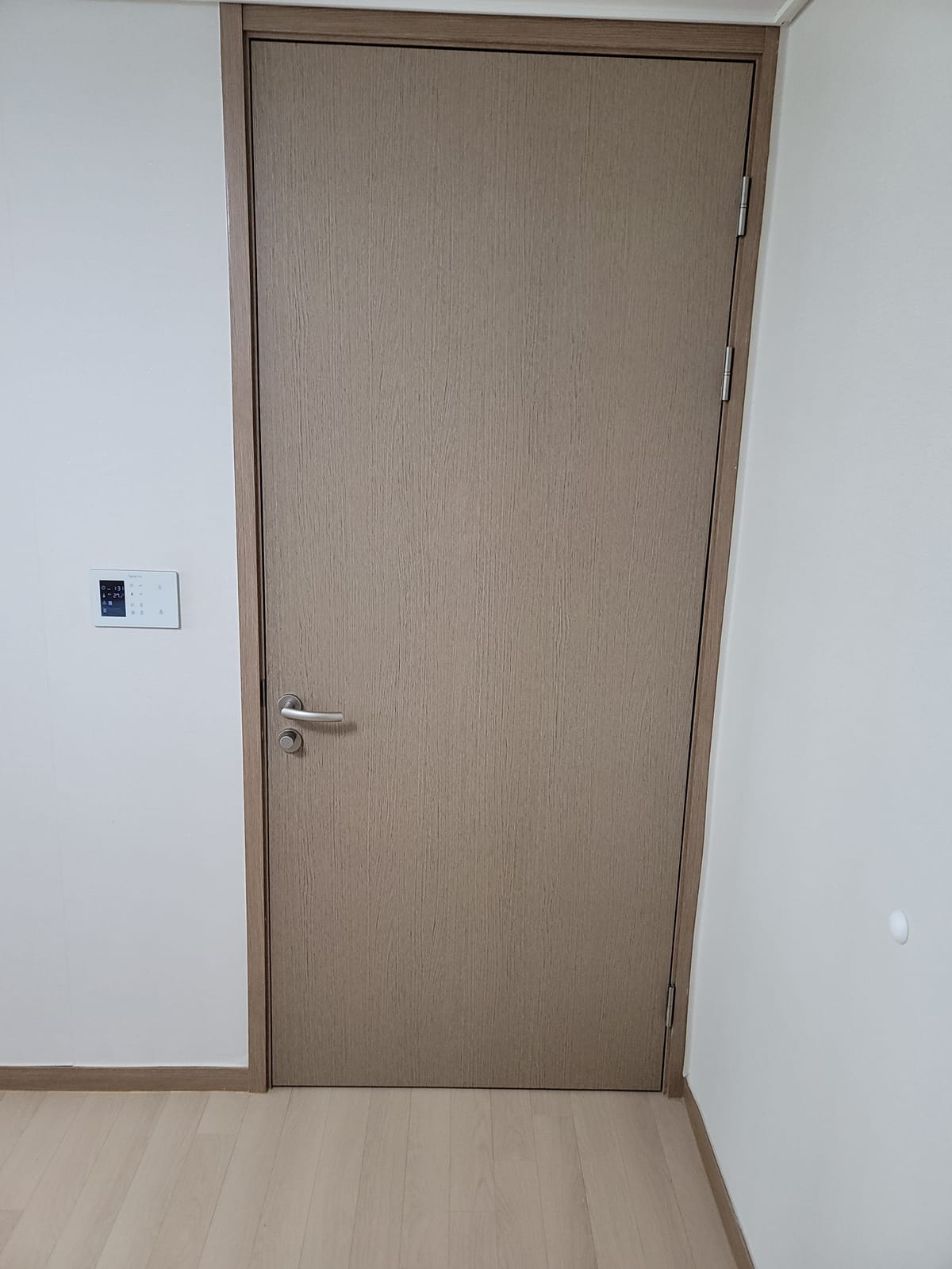 충남 서산 문짝수리(나무문,ABS도어) 시공 후 1